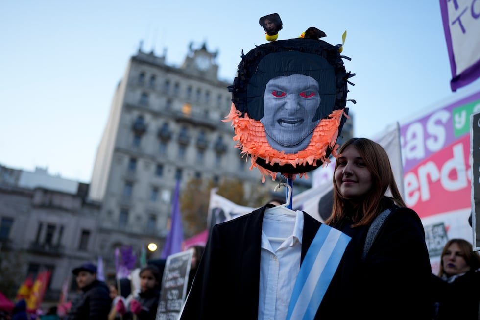 Milei pedirá al Congreso el fin de la figura de feminicidio y las leyes ...