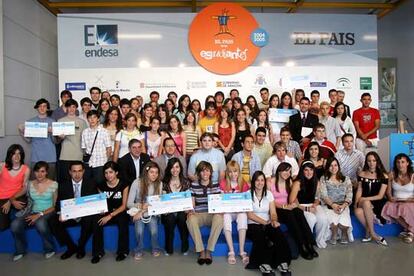 Alumnos ganadores de la IV edición de <i>EL PAÍS de los Estudiantes.</i>