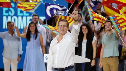 Alberto Núñez Feijóo, en un mitin en Alicante el miércoles.