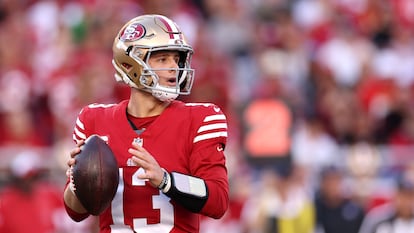 Brock Purdy, quarterback de los San Francisco 49ers, en acción durante la final de la Conferencia Nacional, ante los Detroit Lions.