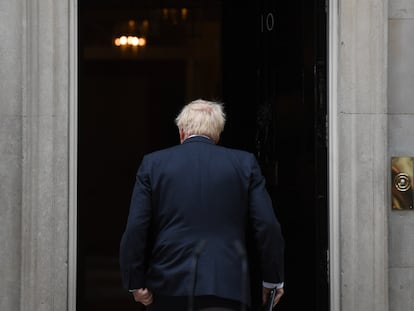 Boris Johnson entra este jueves al número 10 de Downing Street después de anunciar su dimisión