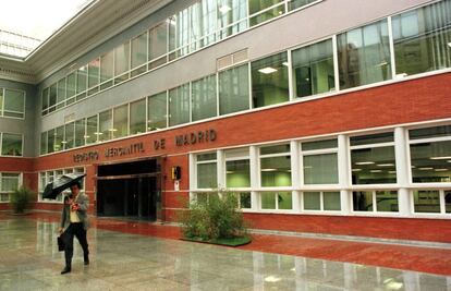 Fachada de la sede del Registro Mercantil de Madrid.