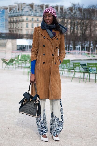 street style aprende a llevar los sombreros como las parisinas