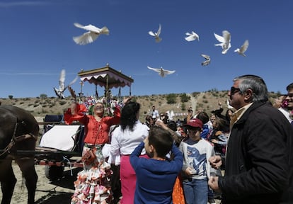 Suelta de palomas durante una para en el sector 4.