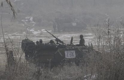 Tanques blindados surcoreanos cerca de la zona desmilitarizada el día 17.