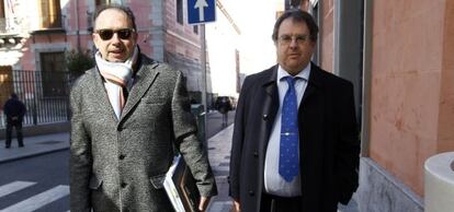 El ex director general de Trabajo de la Junta de Andalucía Daniel Rivera, al acudir al Tribunal de Cuentas.