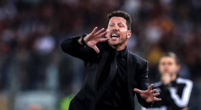 Simeone, durante el partido.