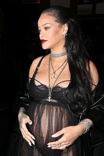Rihanna en el ‘front row’ de Dior.