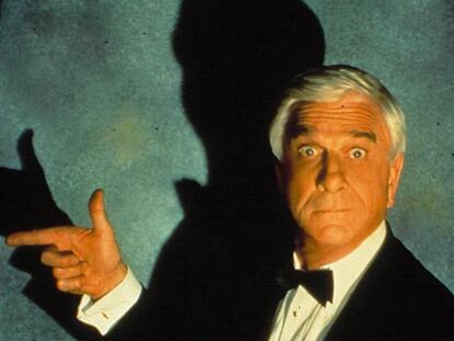 Leslie Nielsen visitará el plató de Andreu Buenafuente para hablar de su última película, <i>Spanish Movie</i>, según ha informado La Sexta. El actor, de 83 años, ha conseguido gran popularidad en los gracias a las películas que parodian el mundo del cine, como la saga <i>Aterriza como puedas</i> y la de <i>Scary Movie</i>, y ahora participa en la primera producción española de este tipo. En la película, dirigida por Javier Ruiz Caldera, se parodian grandes éxitos del cine español, como <i>El orfanato</i>, <i>Los otros</i>, <i>Volver</i> o <i>REC</i>, entre otras, y será estrenada el 4 de diciembre.