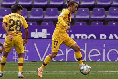 Griezmann controla el balón en el duelo ante el Valladolid.