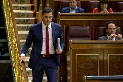 El secretario general del PSOE, Pedro Sánchez, antes de su intervenció