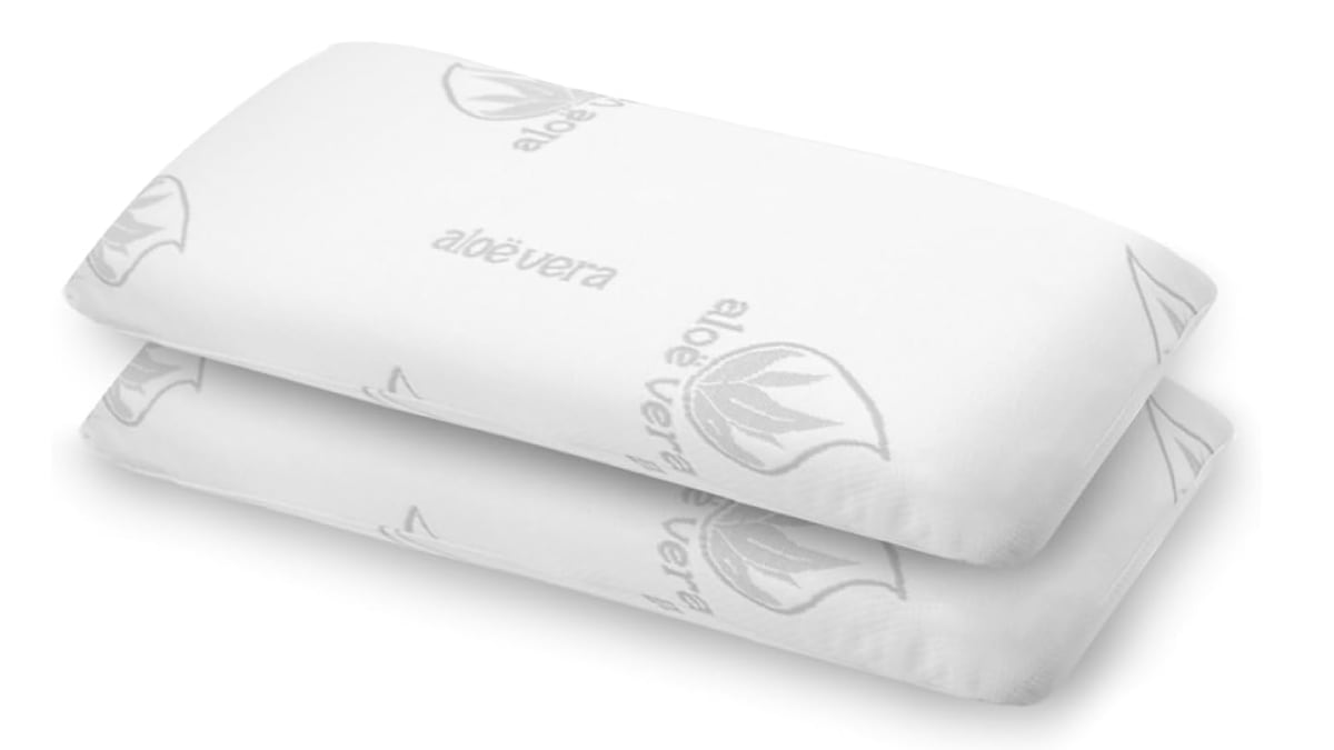 Muchas almohadas transpirables con fundas de aloe vera.