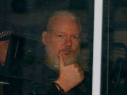 The CIA had access to the server where the company stored the profiles of hundreds of people who visited the WikiLeaks founder during his stay in the Ecuadorian embassy in London