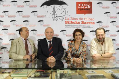 De izquierda a derecha, Fernando García Garreta, Gorka Martínez, Ibone Bengoetxea y Juan Bas, ayer en Bilbao.