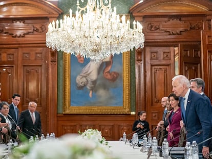 El presidente de México, Andrés Manuel López Obrador, y su homólogo estadounidense, Joe Biden, en la reunión bilateral del 9 de enero, en el Palacio Nacional, en Ciudad de México.