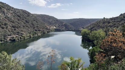 Embalse vendido por EDP a Movhera en Miranda do Douro, Portugal, con capacidad para almacenar 6,4 millones de metros cúbicos de agua.