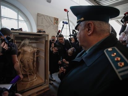 Una escultura prestada regresa al Ermitage tras ser expuesta en Italia.