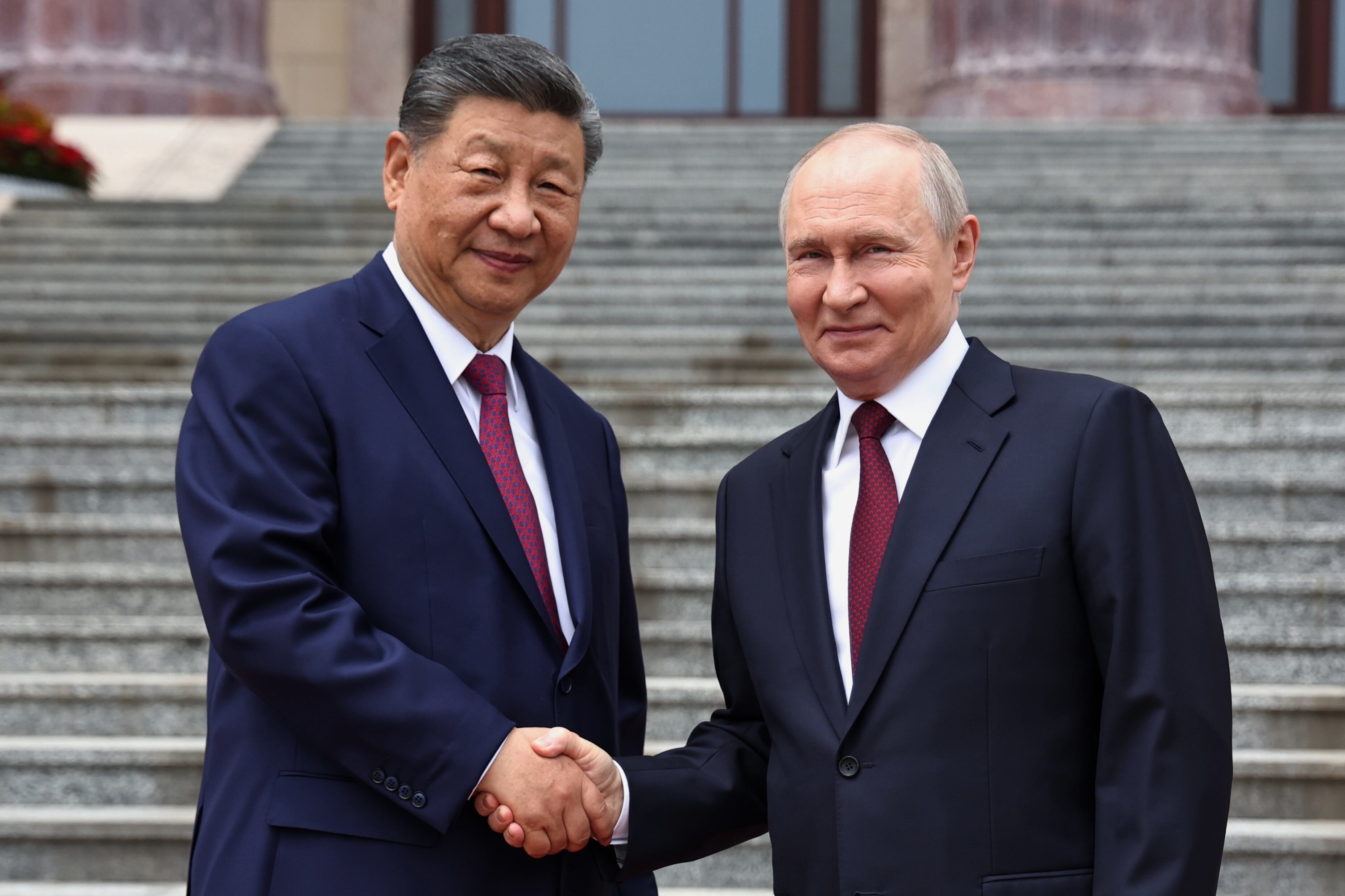 Xi insta a Putin a construir juntos un mundo “más justo y equitativo” cinco días después de la visita de Trump
