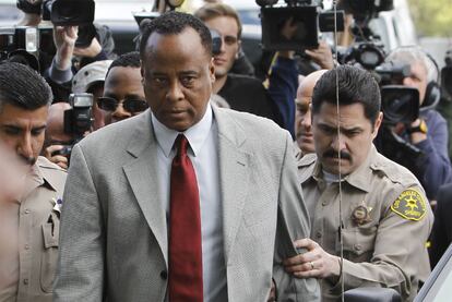 Conrad Murray, el sbado pasado, al llegar a la Corte Superior de California.