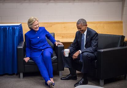 Hillary Clinton con el actual presidente de los Estados Unidos, Barack Obama.