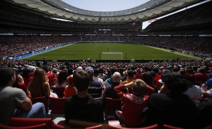 Imagen del Wanda en el Atlético-Barça ante 60.739 espectadores.