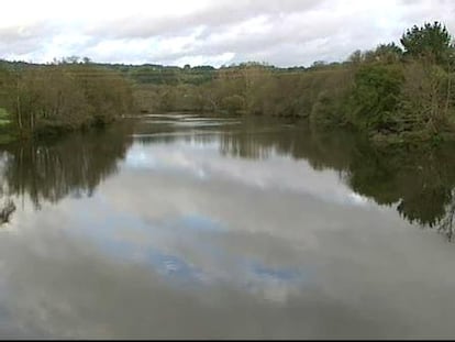 Un vertido de gasoil sobre el río Miño deja a Lugo sin agua potable