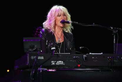 Christine McVie, de Fleetwood Mac, actuando en Nueva York el 30 de julio de 2017.