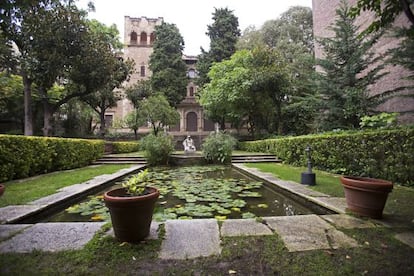 Jard&iacute;n del palacete del coleccionista Julio Mu&ntilde;oz Ramonet, en la calle de Muntaner, en el centro de Barcelona.