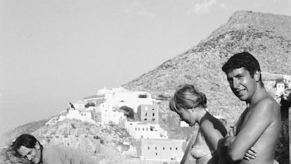 Leonard Cohen e Marianne Ihlen na Grécia, em 1960.