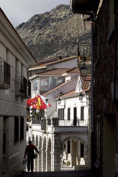 Casa consistorial de Valdemanco.