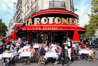 Restaurant La Rotonde, Paris, France