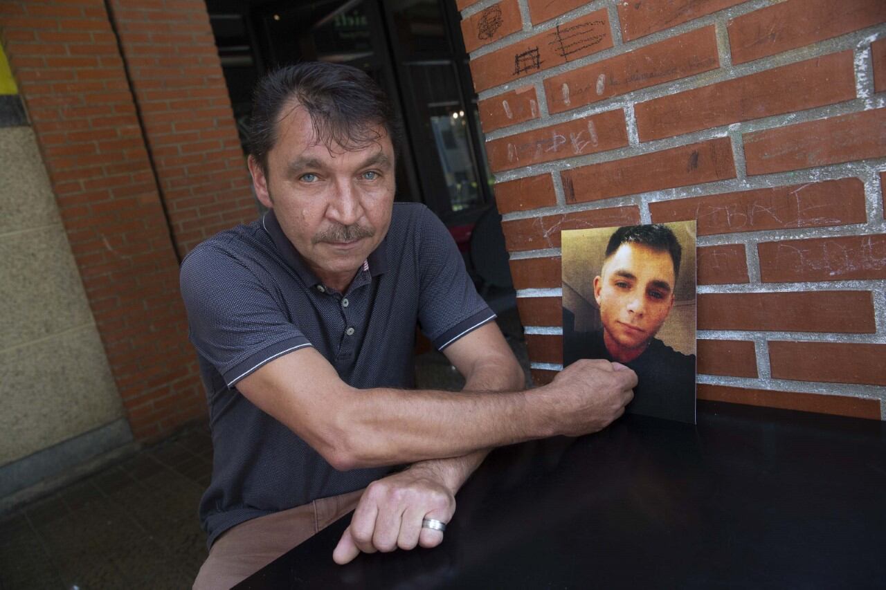 El padre de Álex pide justicia y que al menos la paliza a su hijo 