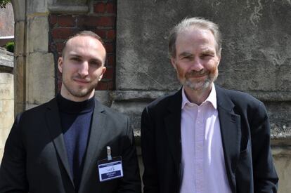 Timothy Garton Ash durante la reuni&oacute;n celebrada en Londres