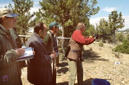 King Juan Carlos shooting in Soria province in 2001.