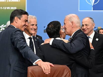 El presidente del Gobierno de España, Pedro Sánchez, junto con otros líderes de países de la OTAN en la cumbre de Vilnius este miércoles.