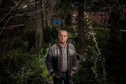 El periodista José Antonio Martínez Soler, víctima de abusos cuando era menor en Almería, este viernes en su casa de Villanueva de la Cañada (Madrid).