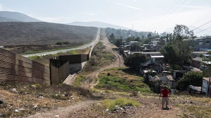 La valla que divide a Estados Unidos de México.