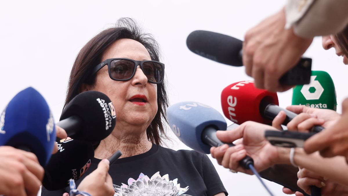Margarita Robles: «Los hombres y mujeres del CNI hacen un trabajo excepcional»