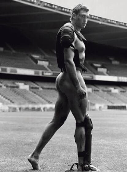 Las agencias de publicidad seguirán explotando la imagen de los deportistas, valga la imagen de este jugador de la selección francesa de rugby.