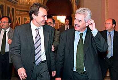 José Luis Rodríguez Zapatero y Pasqual Maragall, ayer en el Parlament.