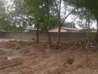 Cementerio de Gwange (Maiduguri), donde según Amnistía está enterrados los muertos de la prisión.