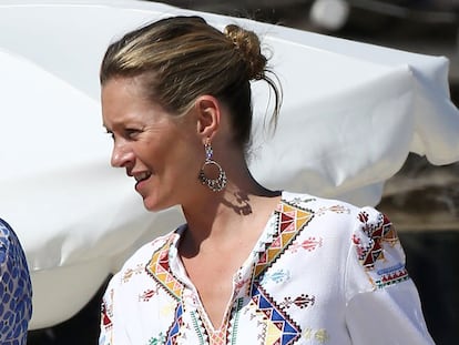 Vota: El look playero de Kate Moss