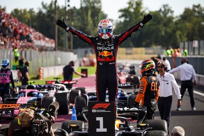 Max Verstappen celebra este domingo su victoria en Monza.