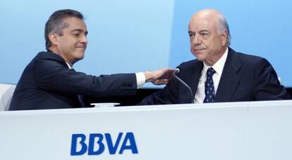 El consejero delegado de BBVA, &Aacute;ngel Cano, y el presidente de la entidad, Francisco Rodr&iacute;guez.