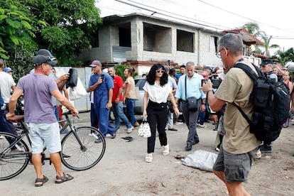 Anna Bensi llega al Tribunal Municipal este jueves.