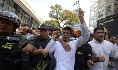 Leopoldo Lopez, detenido tras participar en la marcha defebrero de 2014.