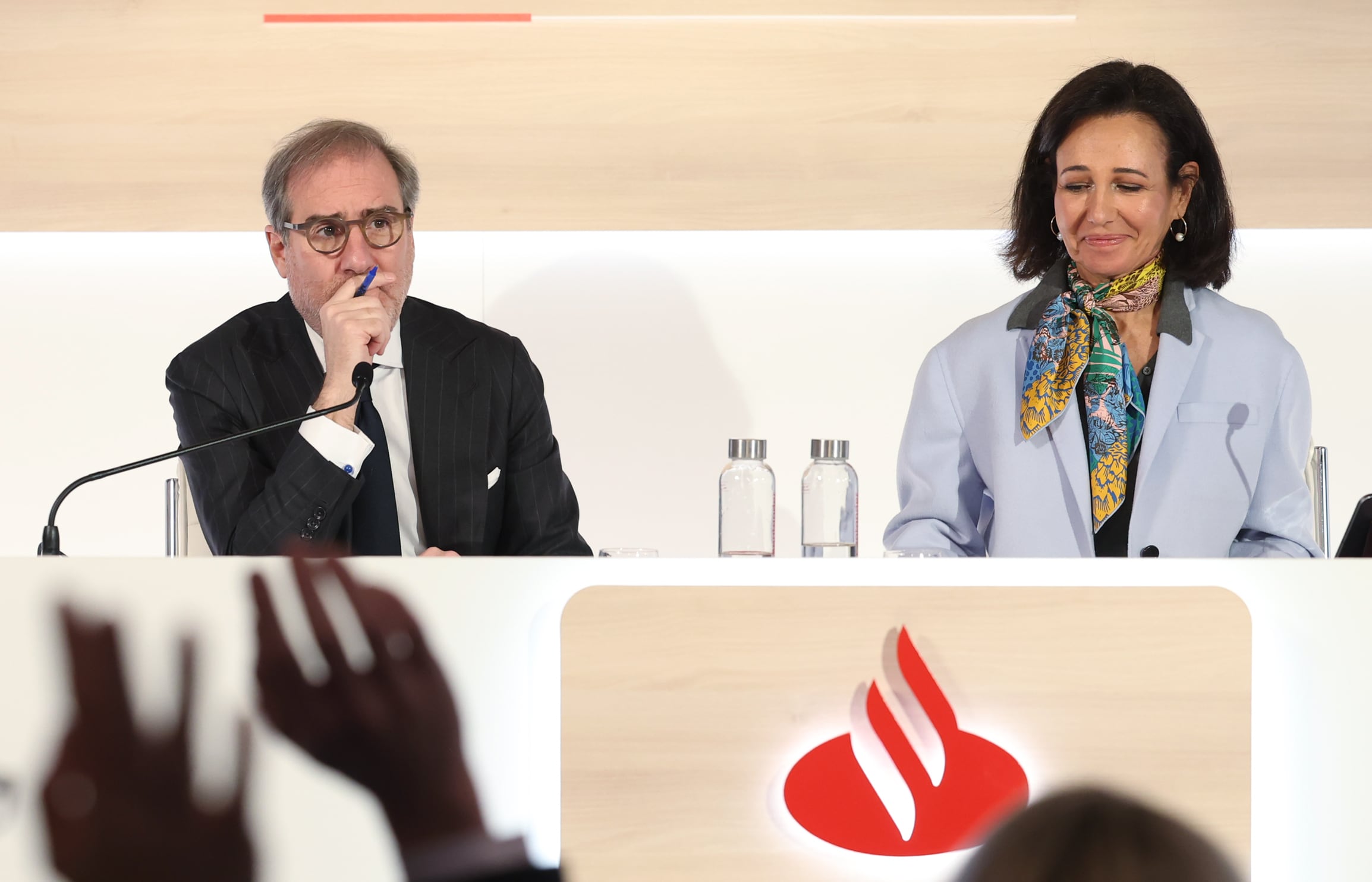 La presidenta del Banco Santander, Ana Botín y el consejero delegado, Héctor Grisi, en la última presentación de resultados del banco.