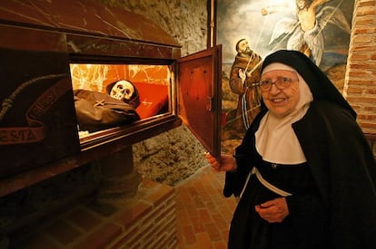 La madre abadesa del monasterio de clausura de Santa Juana, en Cubas de la Sagra (Madrid).