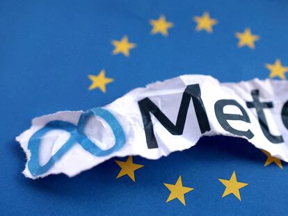 En esta ilustración se ve una bandera de la UE y el logotipo de Meta.