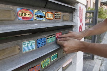 Madrid's streets have become a vast canvas for hundreds of unregistered locksmith companies to advertise.